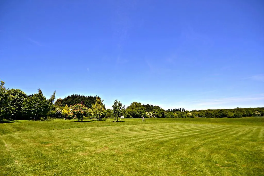Bed and Breakfast Little Bullocks Farm Takeley